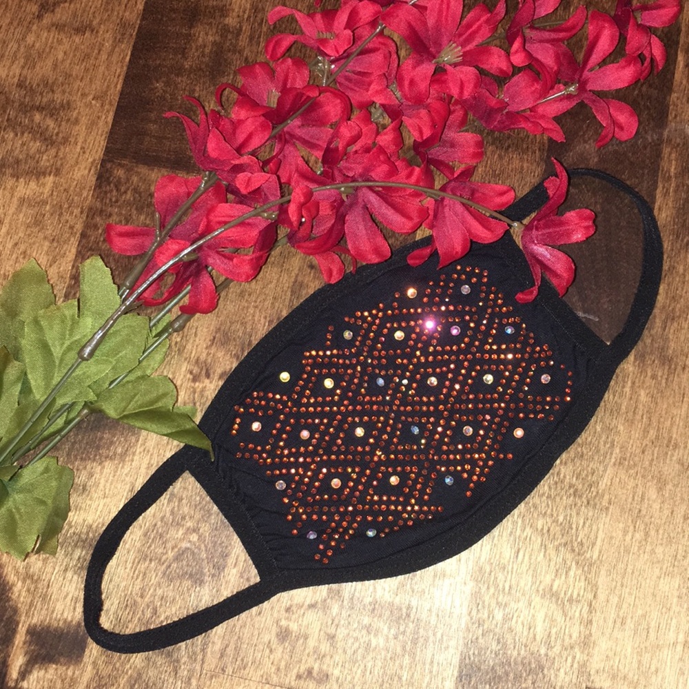 **LAST CHANCE! FREE! Gift w/ Purchase! NEW Black Face Mask w/ Orange Rhinestones - Picture 1 of 11